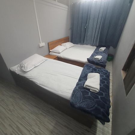 Hotel Family Stay Beside Railway Station Aurangábád Kültér fotó